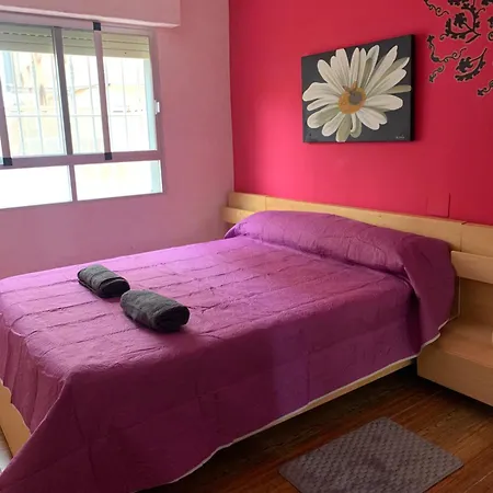 House On The Homestay Santa Pola