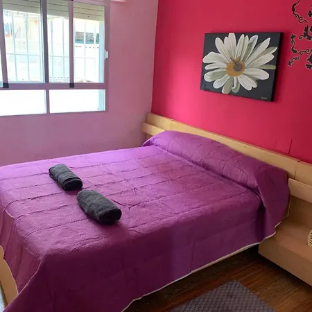 House On The Homestay Santa Pola